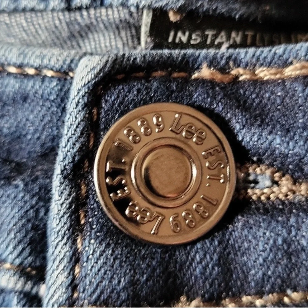 Lee Jeans - Picture 8 of 11